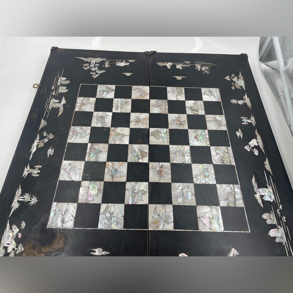 Mother-of-Pearl Inlaid Backgammon and Chessboard. An early 1900s